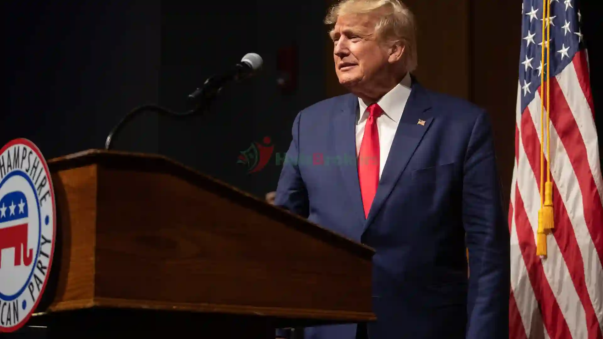 Ông Trump Mong Đợi Đồng Đô La Yếu Hơn, Nhưng Chính Sách Của Ông Có Thể Làm Đồng Đô La Mạnh Hơn - Ngày 29/07/2024